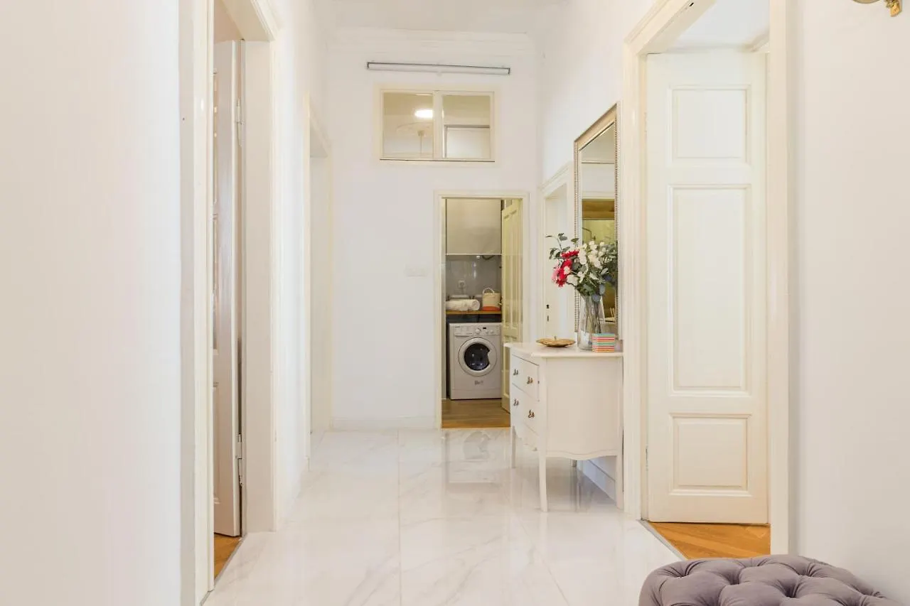 Apartment Augier - Elegant & Spacious - City Centre Pula