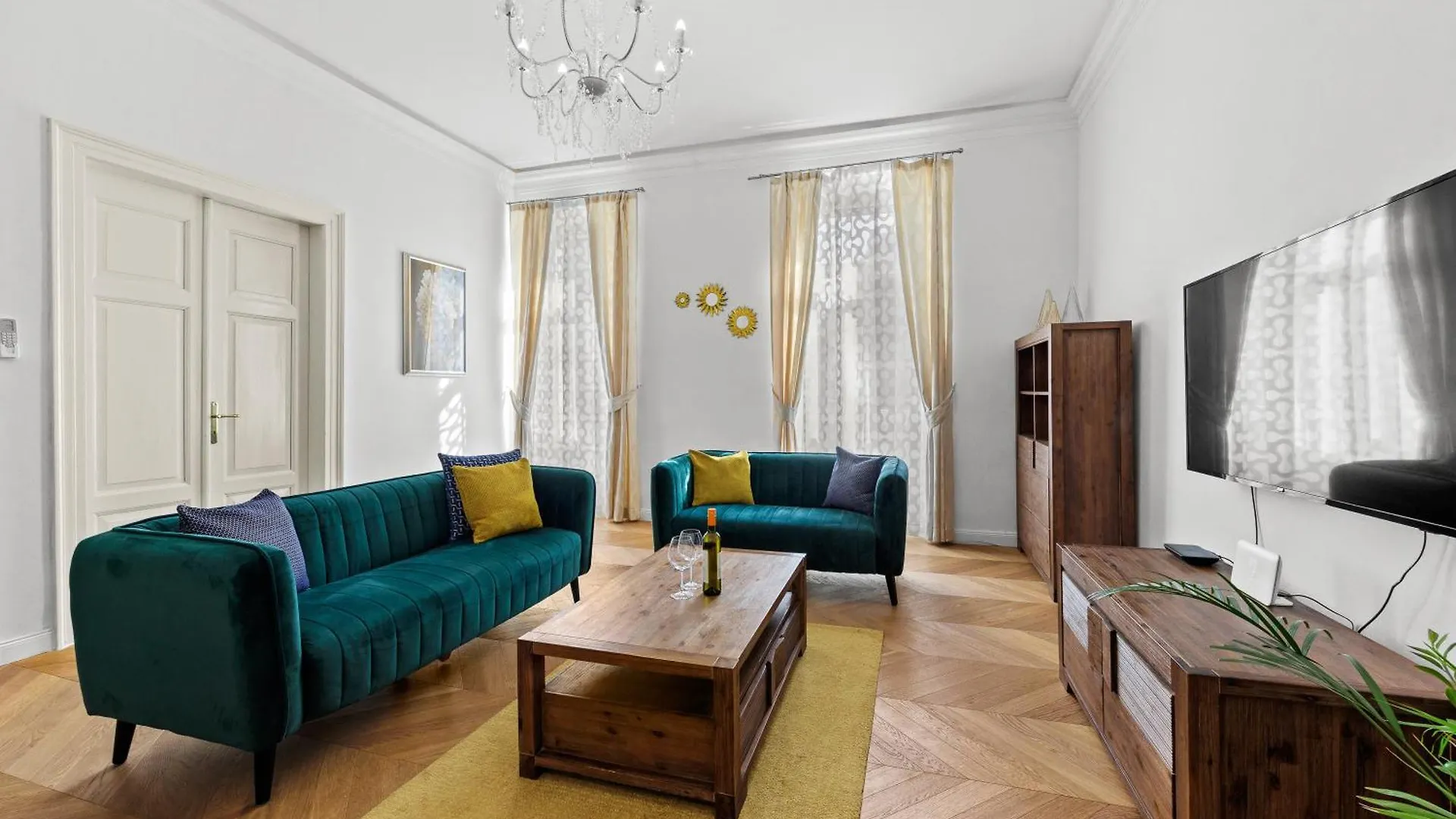 Apartment Augier - Elegant & Spacious - City Centre Pula